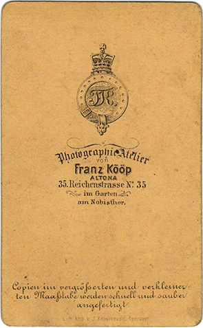 Altona - Kp - Sitzende Dame - verso