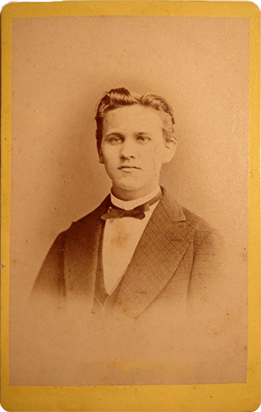 Portrait - Kross - Greifenberg - recte