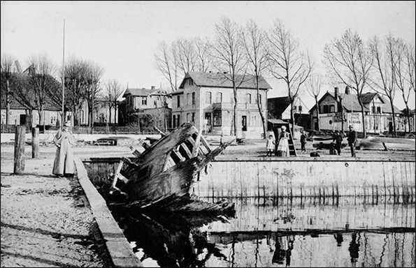 Dreesen - Hafen von Laboe