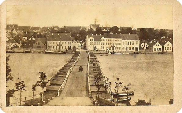 CDV Nissen - Pontonbrcke in Sonderburg - recte