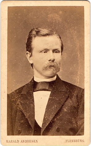 120125 - CDV - Flensburg - Andresen - Herr en face - recte - klein
