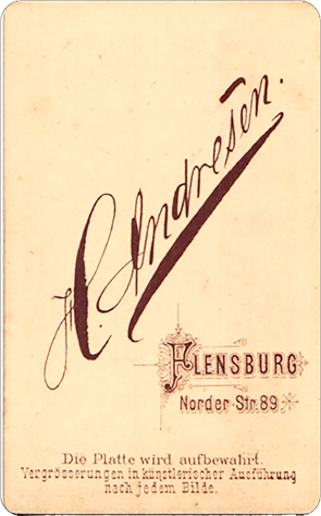 120125 - CDV - Flensburg - Andresen - Herr en face - verso - klein