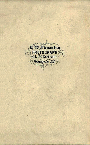 CDV Glckstadt Flemming Dame, sitzend verso