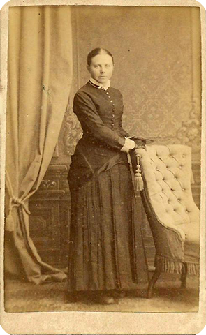 CDV - Hanerau - Constabel - Gotthilf - Frauenganzbild - recte
