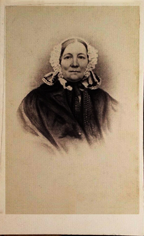 CDV Heide Koch - Dame mit Haube - recte