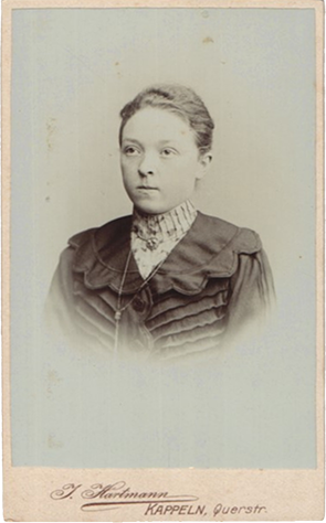 Kappeln Hartmann CDV Junge Frau recte klein