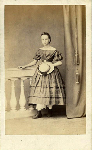 CDV Neumnster Sander - Frauenbildnis recte