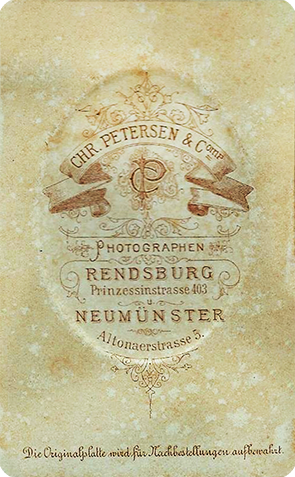 CDV Neumnster Petersen - Frau im Oval verso
