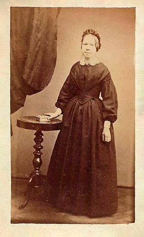 CDV Oldesloe Wiemer senior Damenbildnis recte