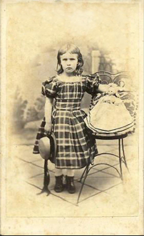 CDV Preetz Gronow Mdchen, stehend - recte