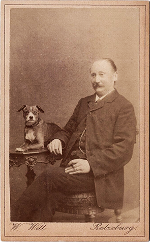 140502 - CDV - Ratzeburg  - Witt - Mann mit Hund - recte