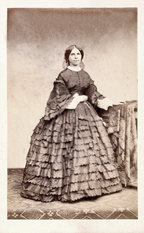 CDV Mencke A. - Damenganzbildnis 2 - recte