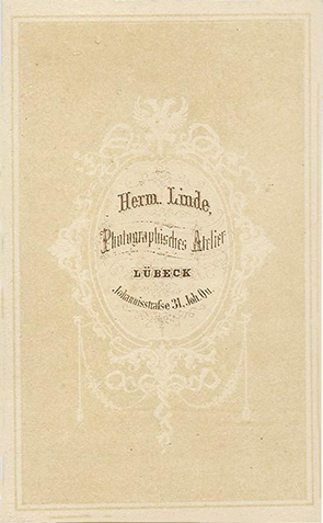 400460 - CDV - Linde - sitzender Mann - verso - klein